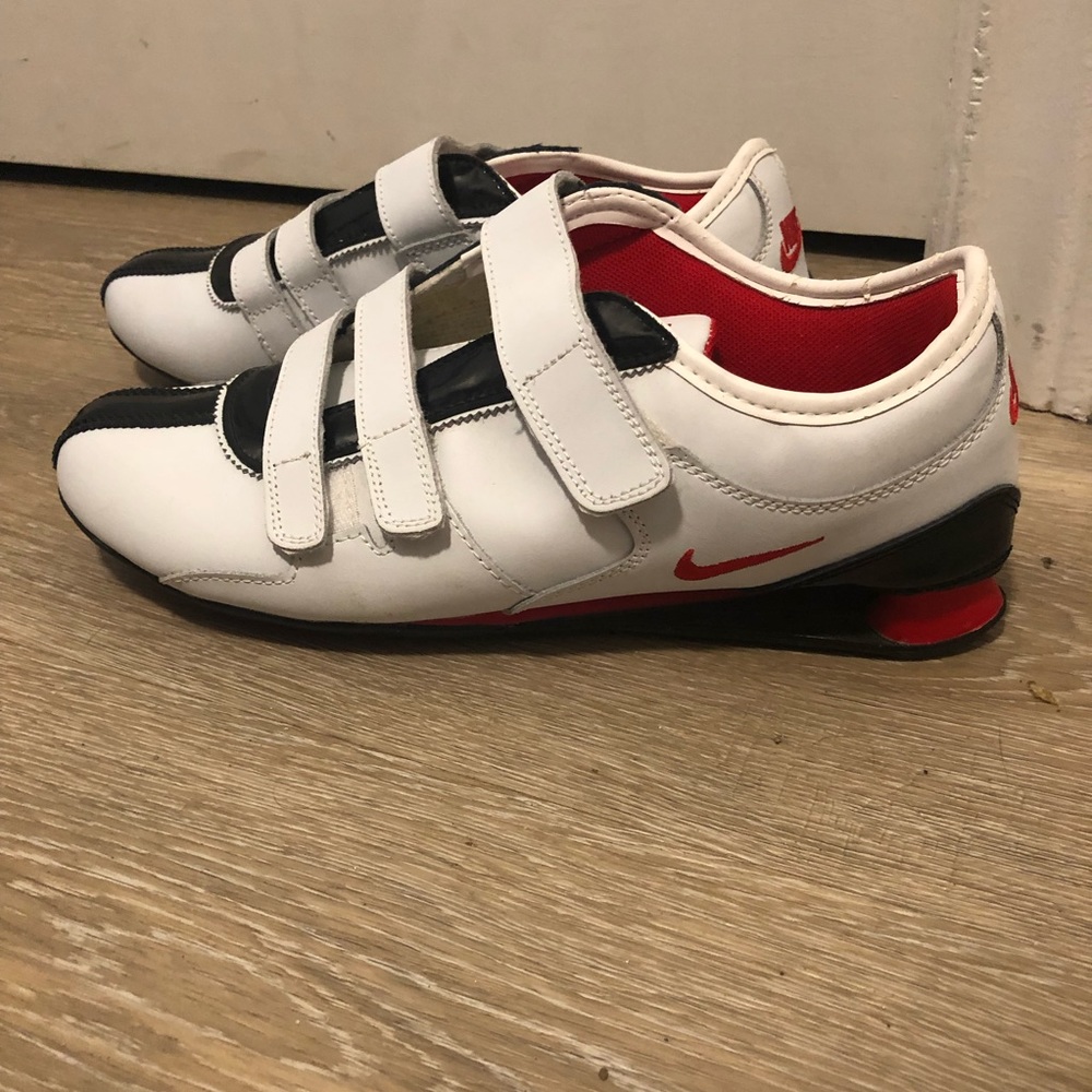 Nike ladies Velcro running shoes athletic sneakers size 12